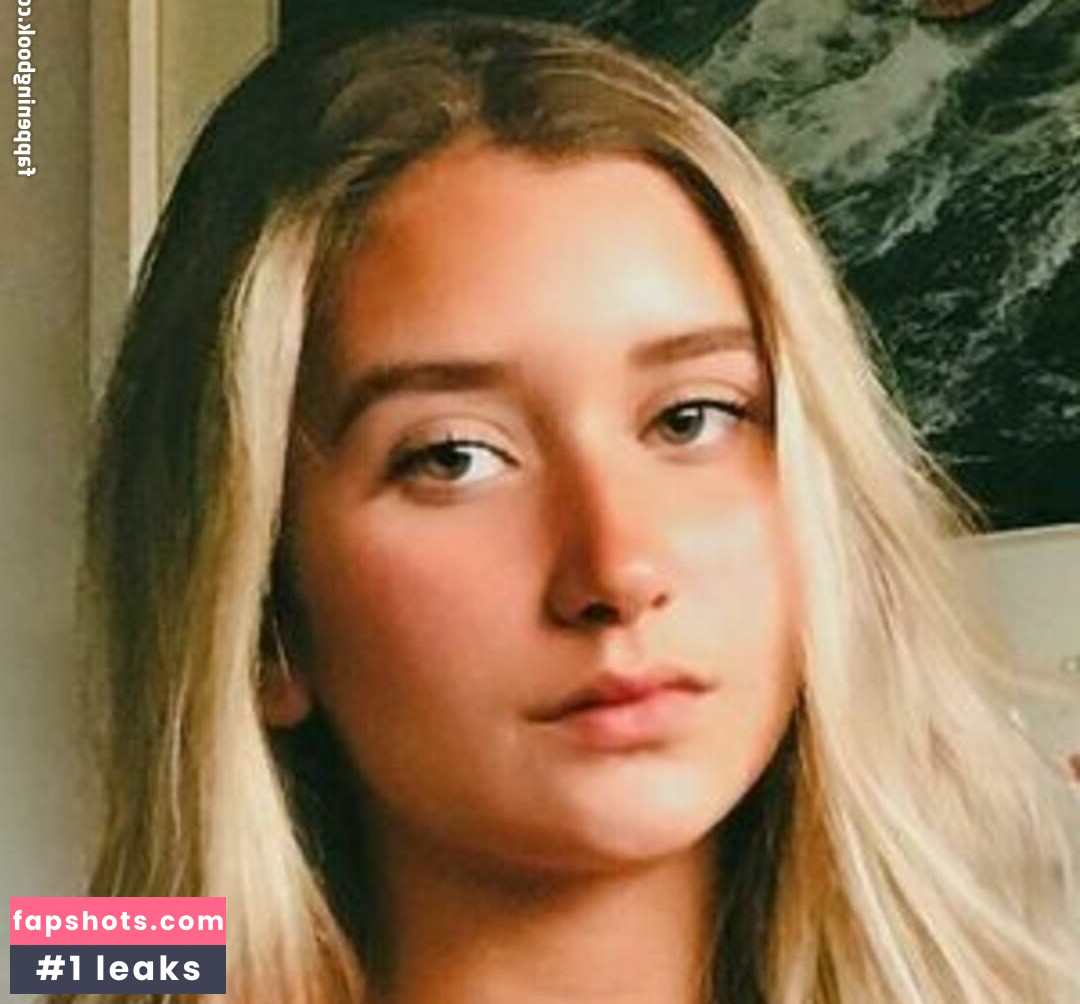 Amanda Ohanna gallery photo #12