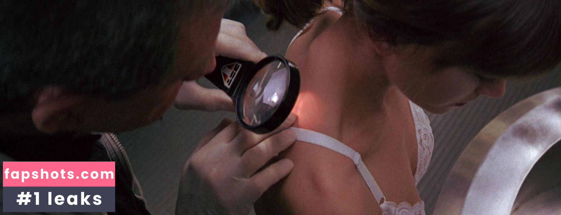 Amanda Pays gallery photo #11