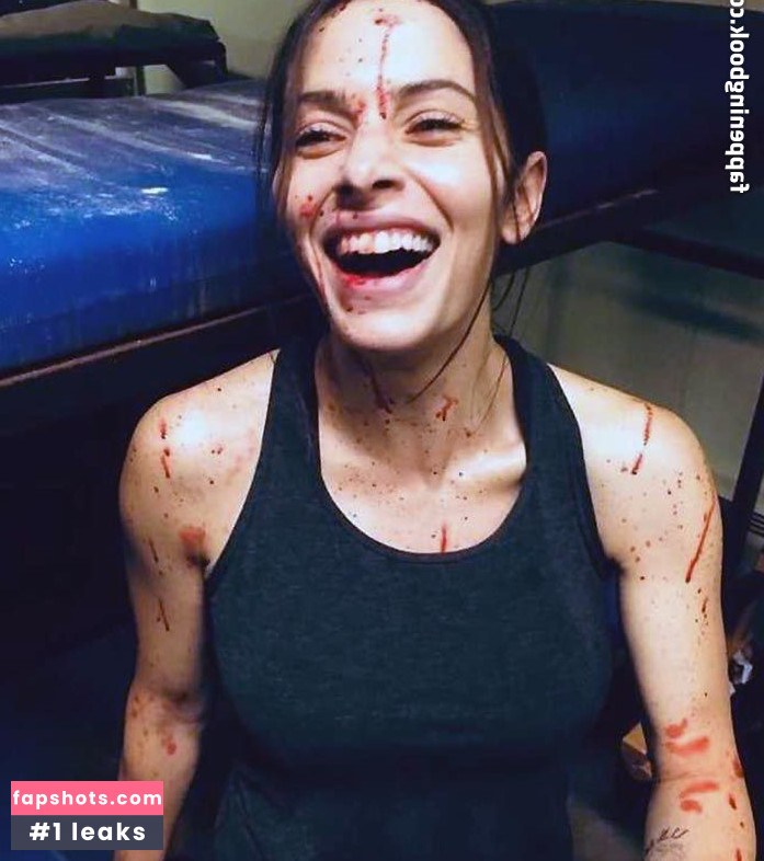 Amanda Pilke gallery photo #34