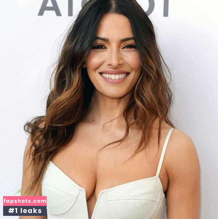 Amanda Pilke gallery photo #38