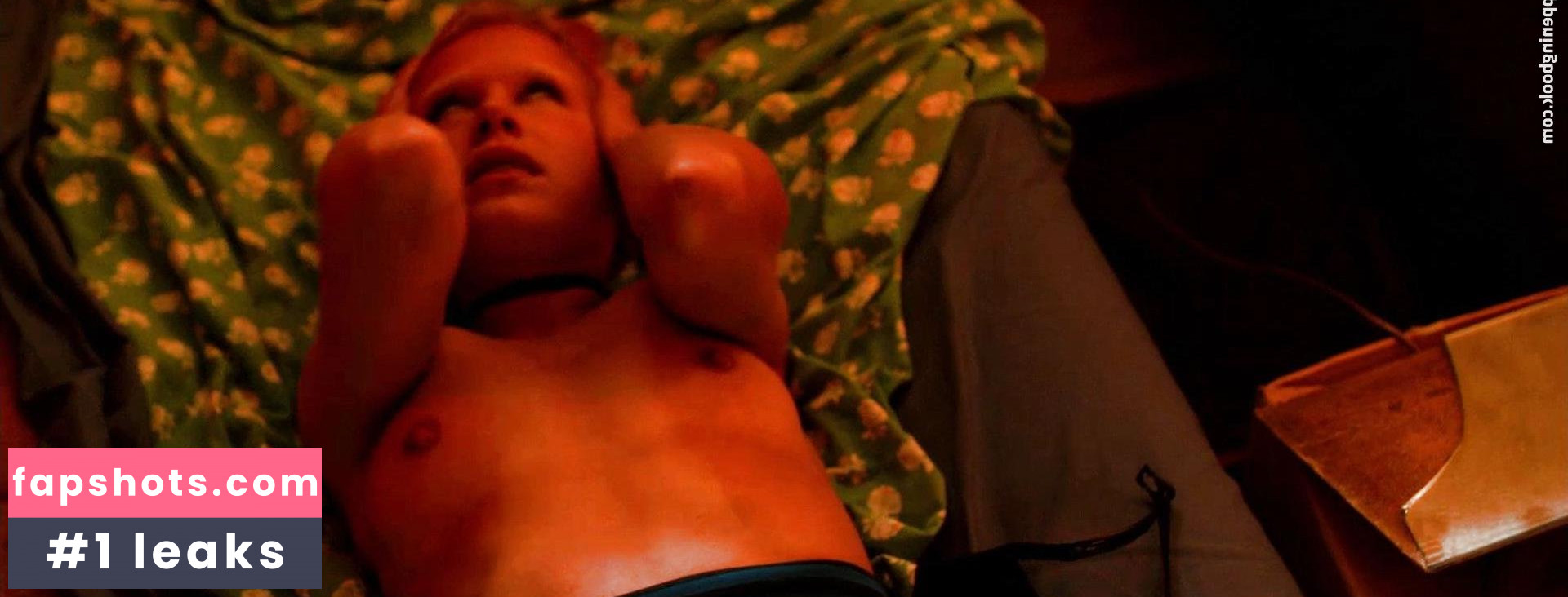 Amanda Pilke gallery photo #81