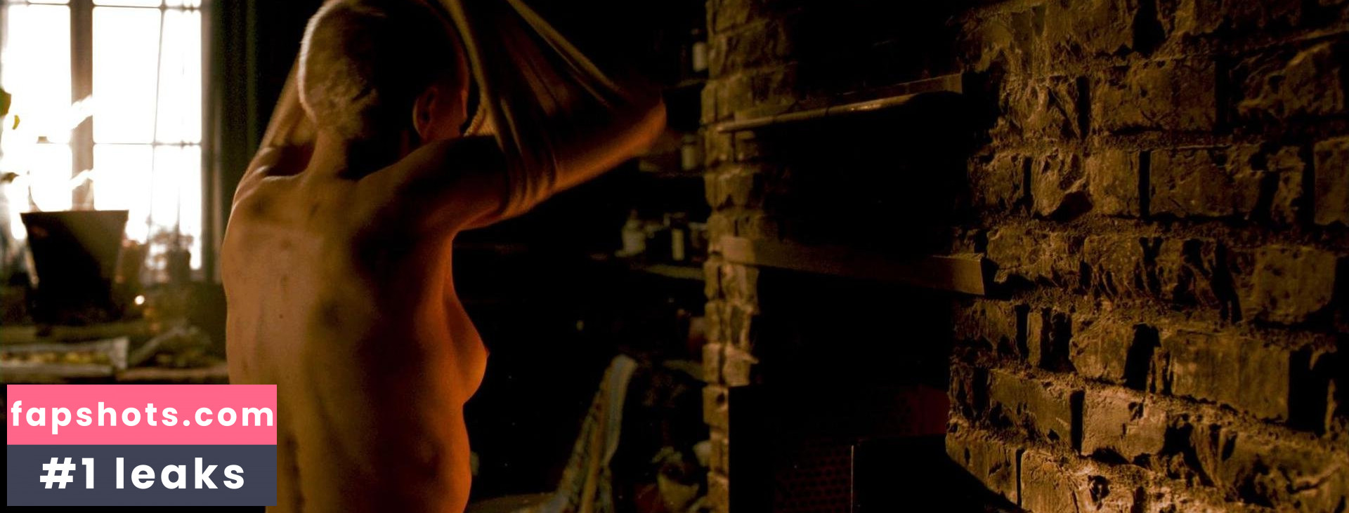 Amanda Pilke gallery photo #82