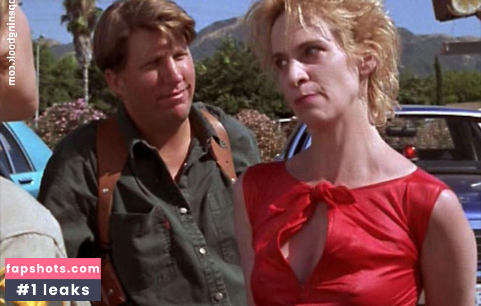 Amanda Plummer gallery photo #15