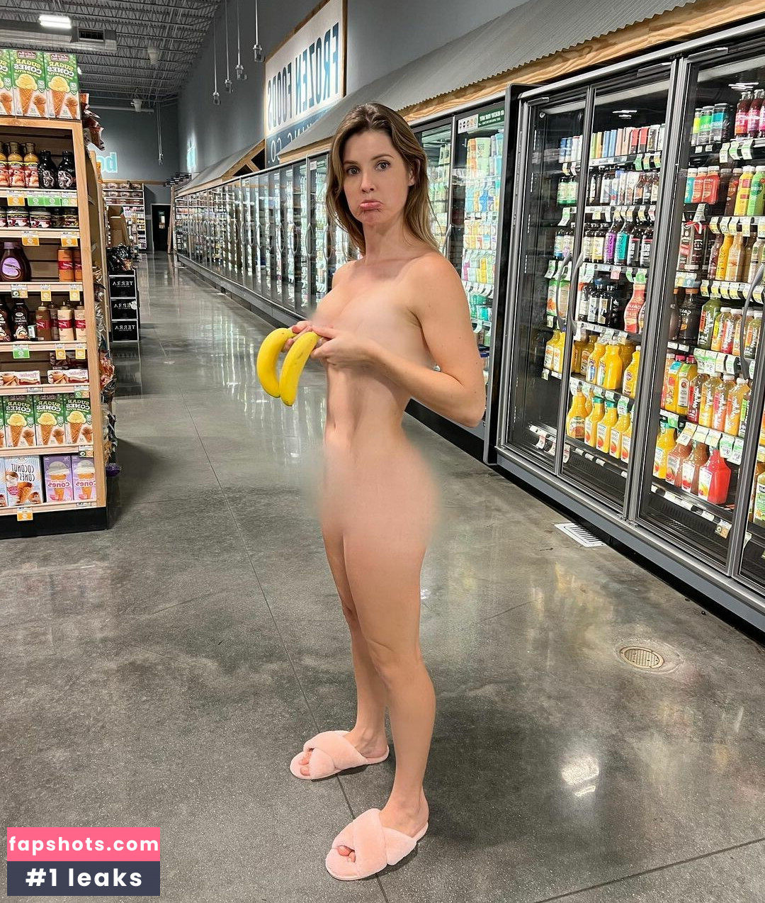 Amanda Rachelle Cerny gallery photo #24