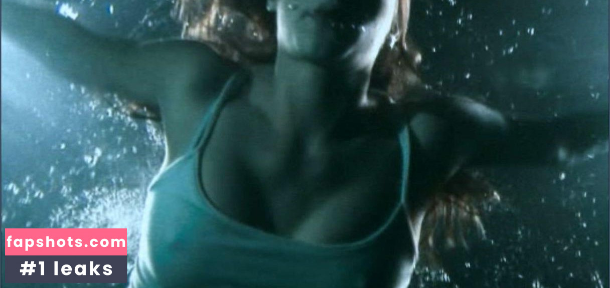 Amanda Righetti gallery photo #101