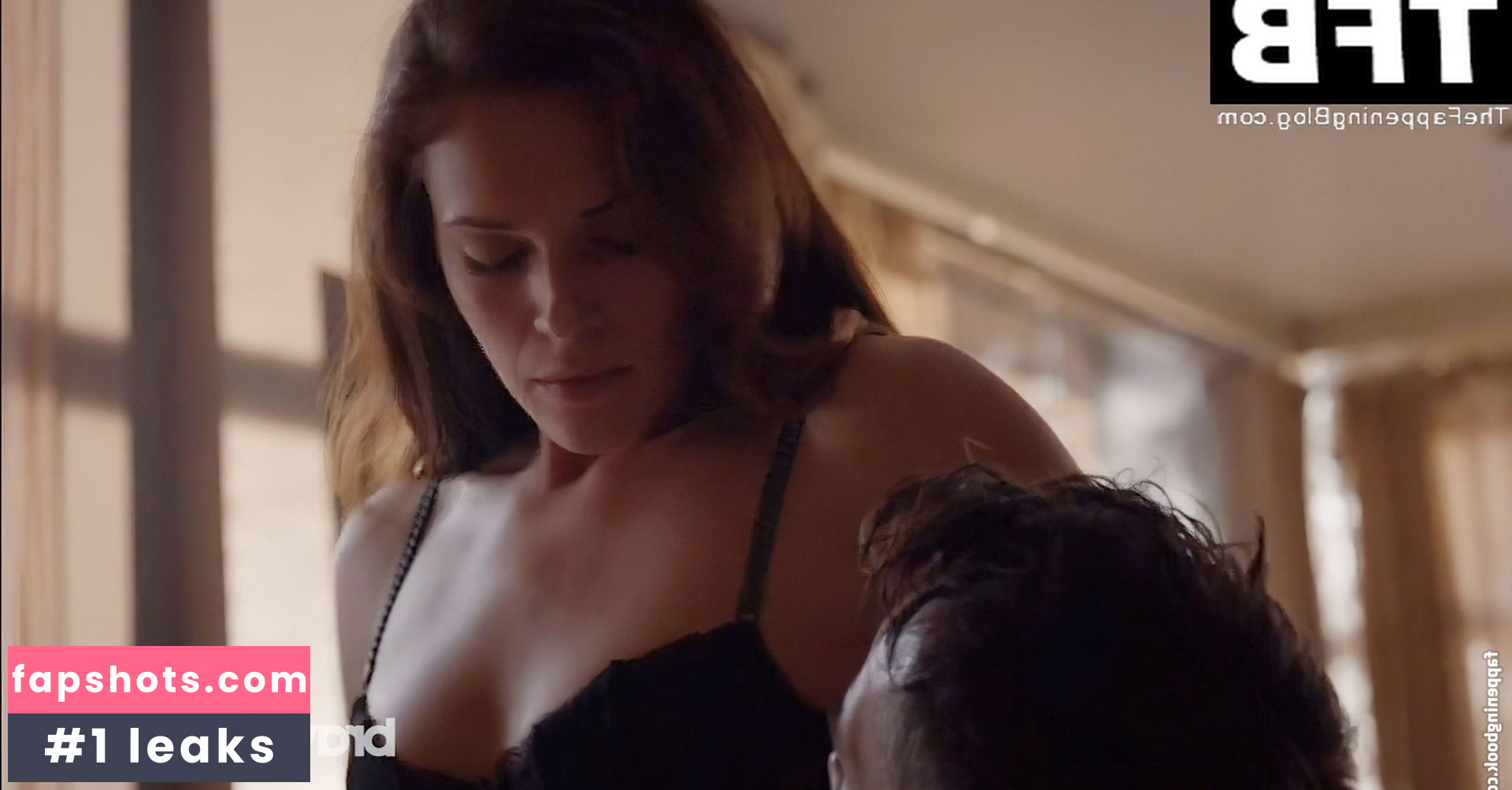 Amanda Righetti gallery photo #55