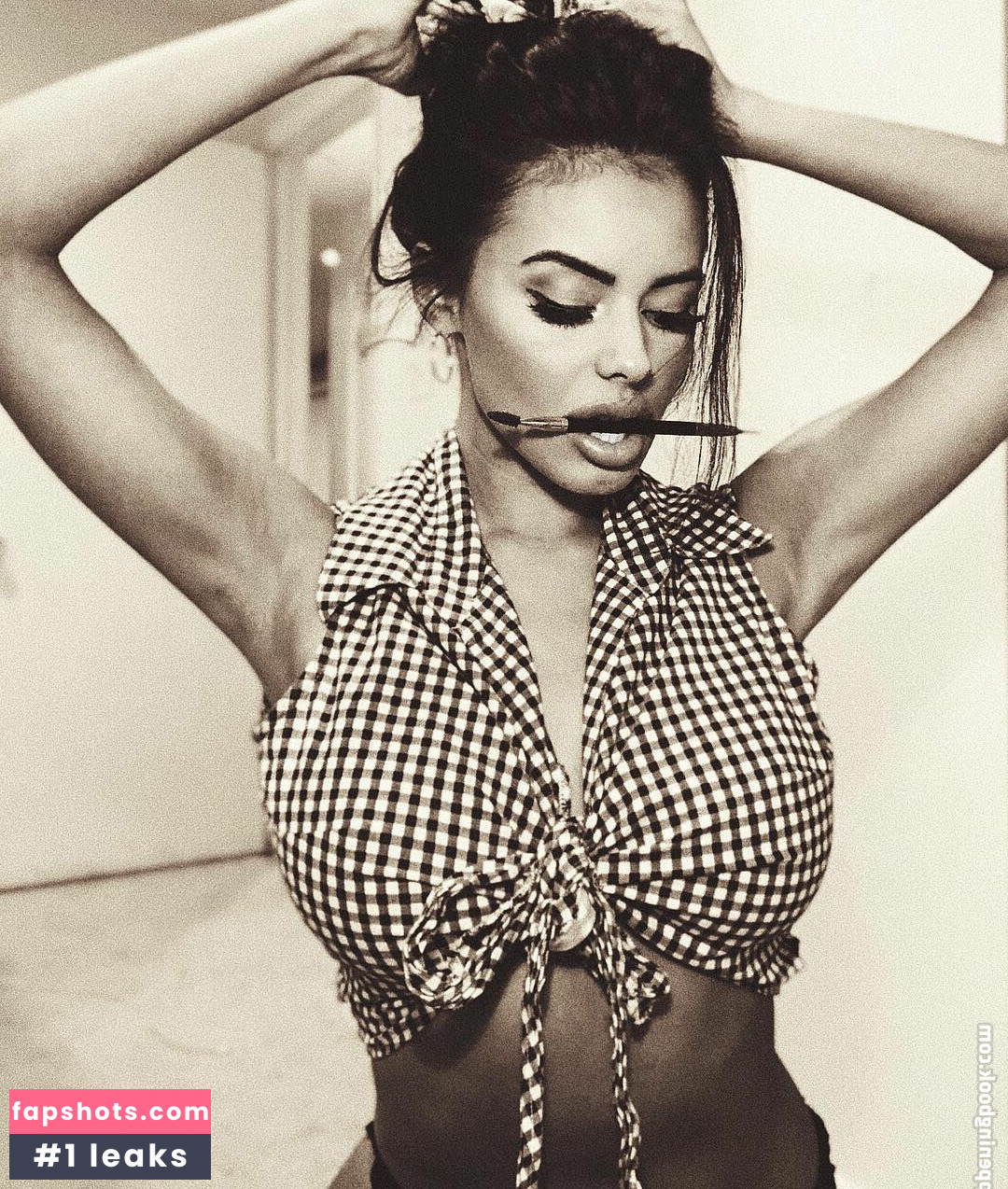 Amanda Rodriguez gallery photo #13