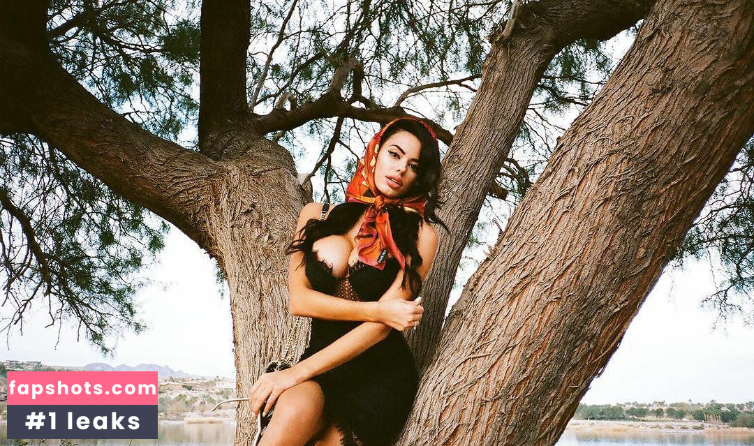 Amanda Rodriguez gallery photo #18