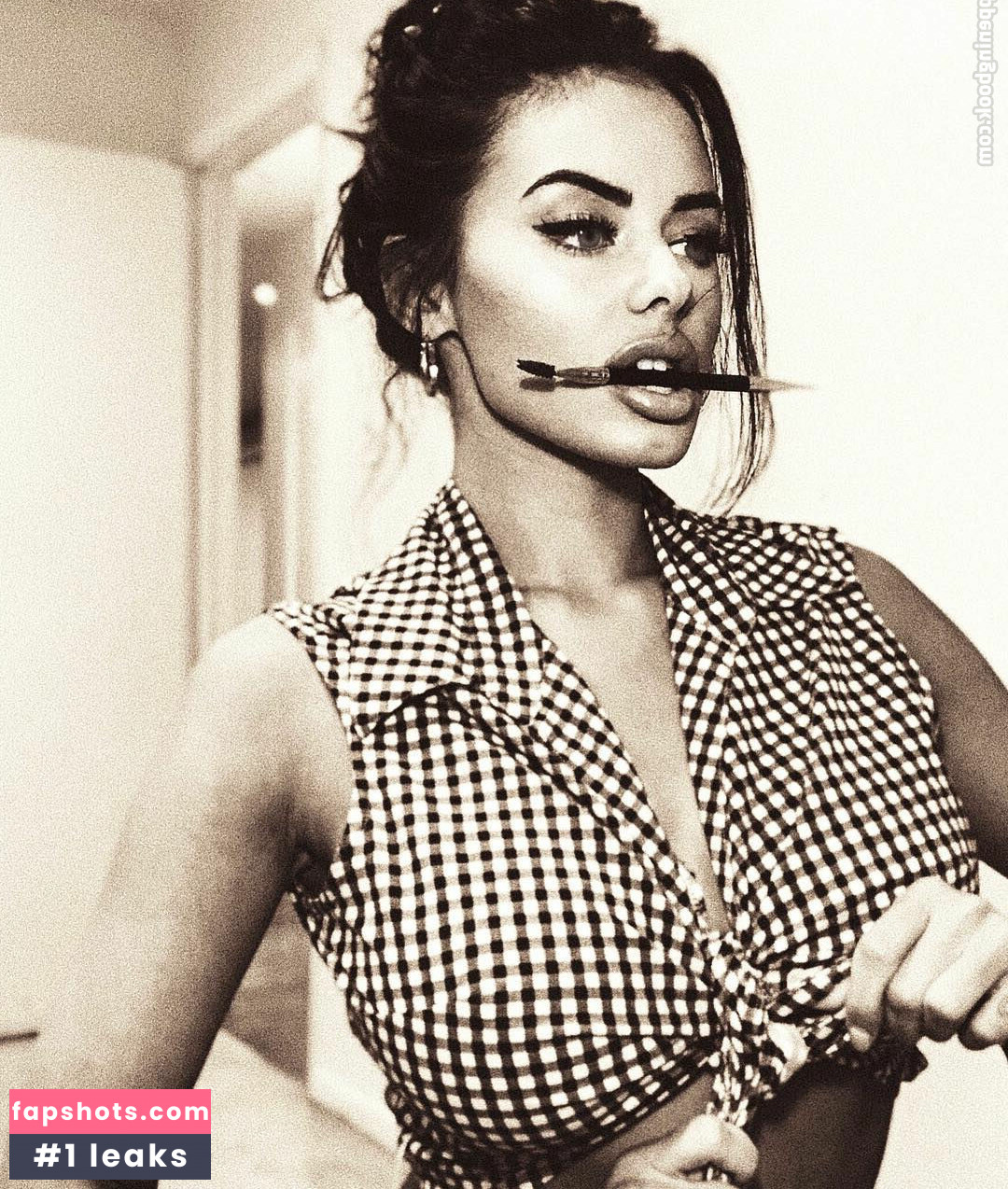 Amanda Rodriguez gallery photo #24