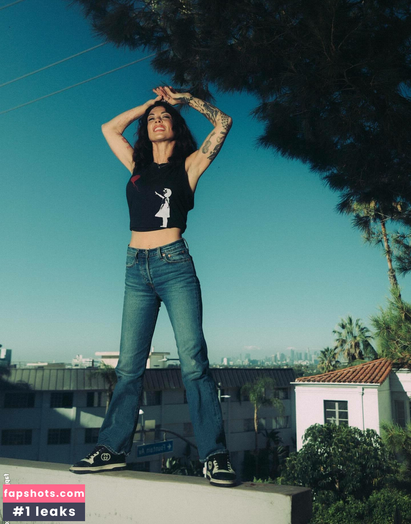 Amanda Shires Nude Leaks OnlyFans Photos #4 - LeakJerk