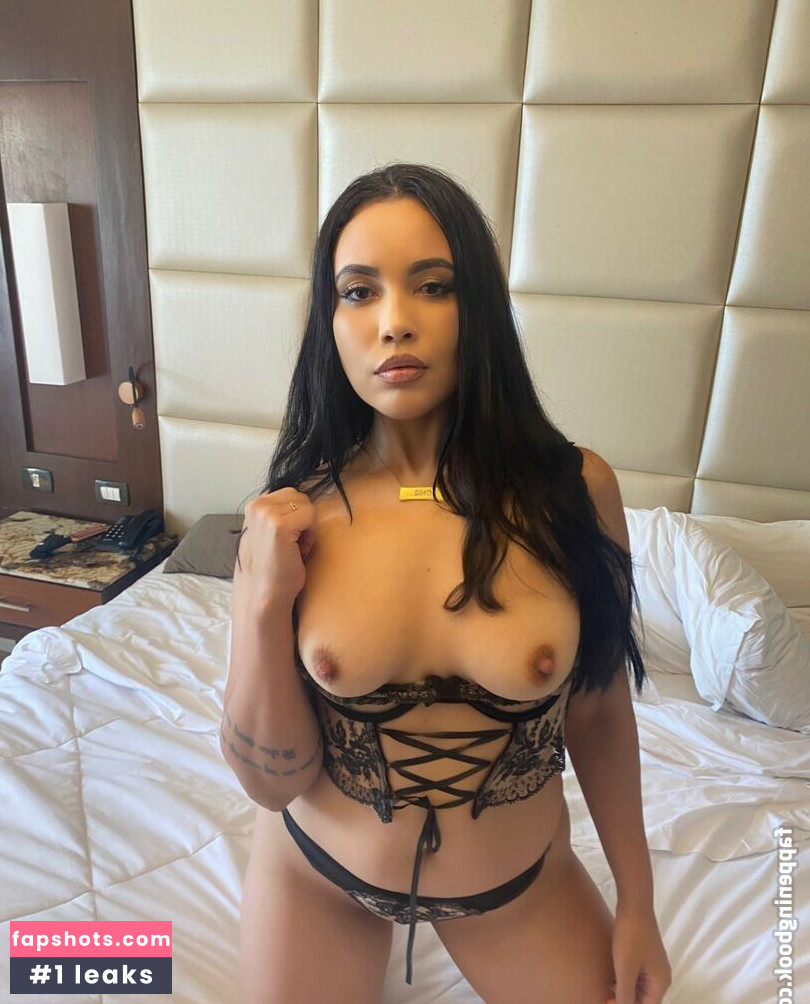 Amanda Smett gallery photo #24