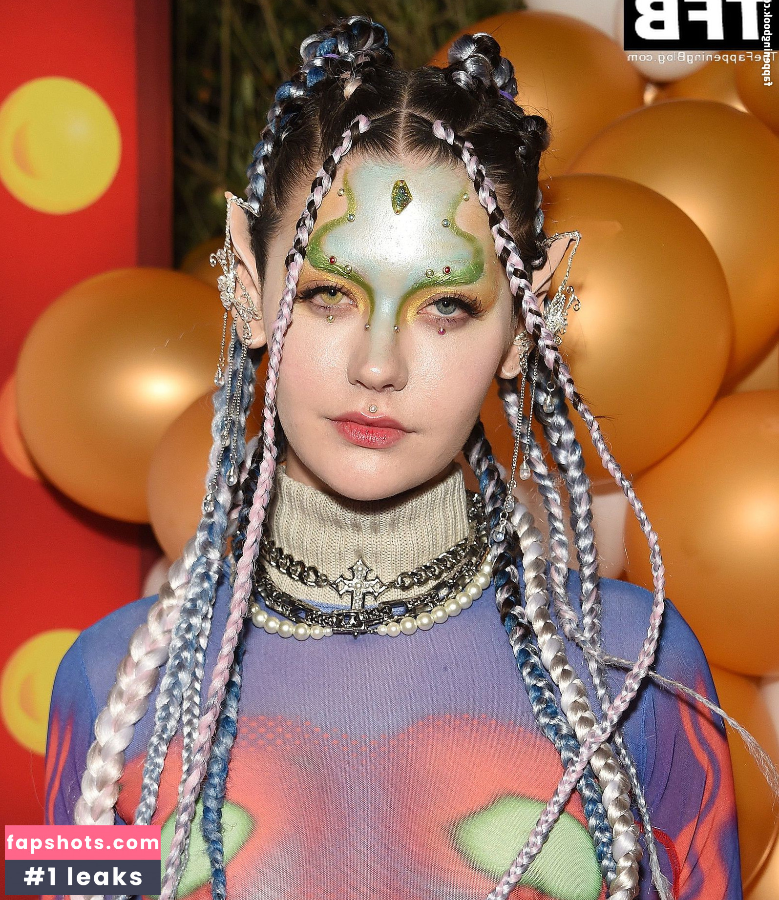 Amanda Steele gallery photo #112