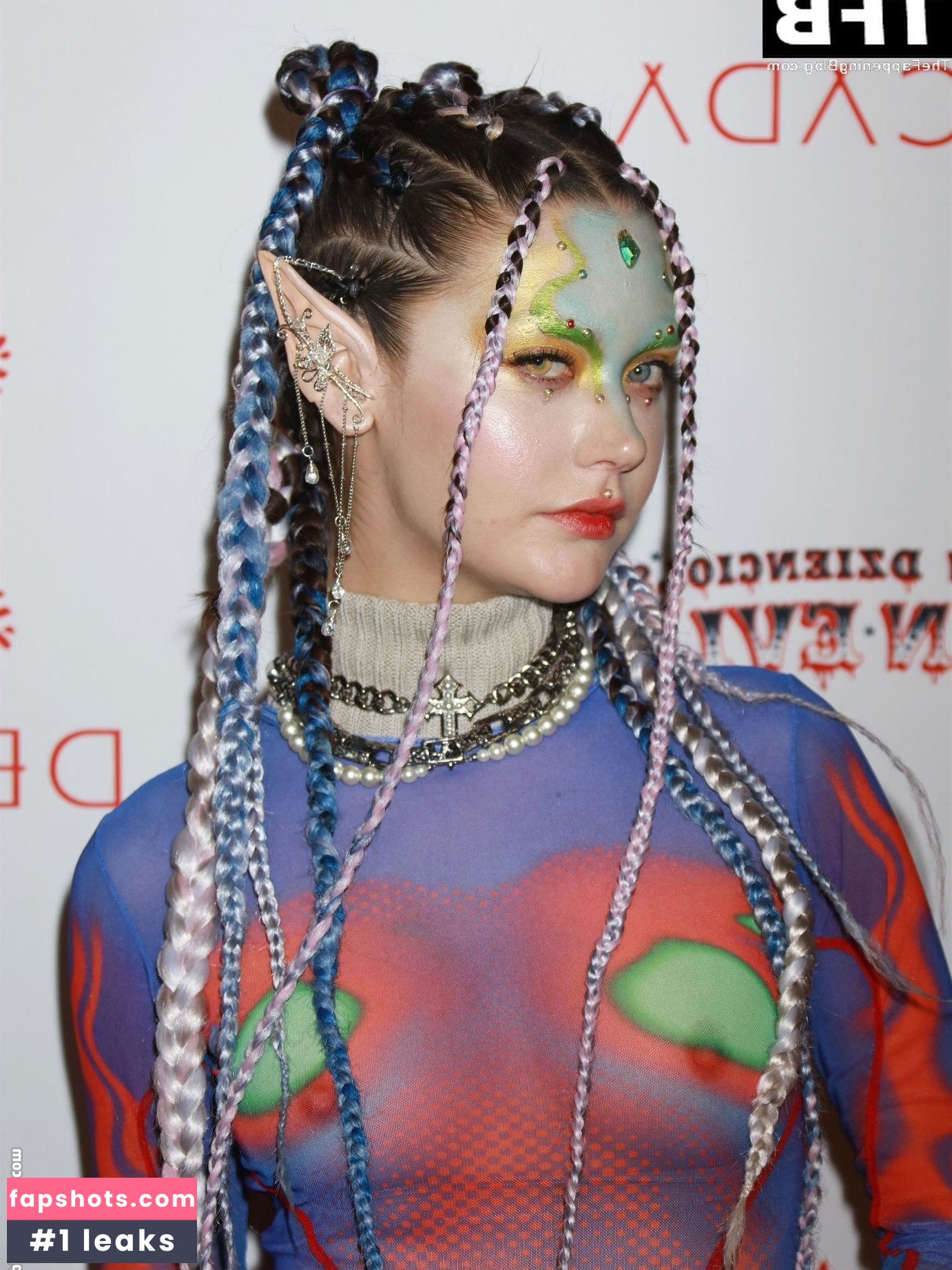 Amanda Steele gallery photo #151