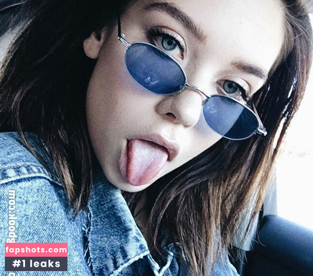 Amanda Steele gallery photo #18