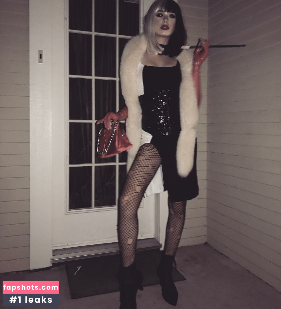 Amanda Steele gallery photo #28