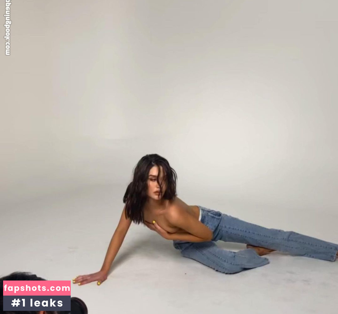 Amanda Steele gallery photo #47