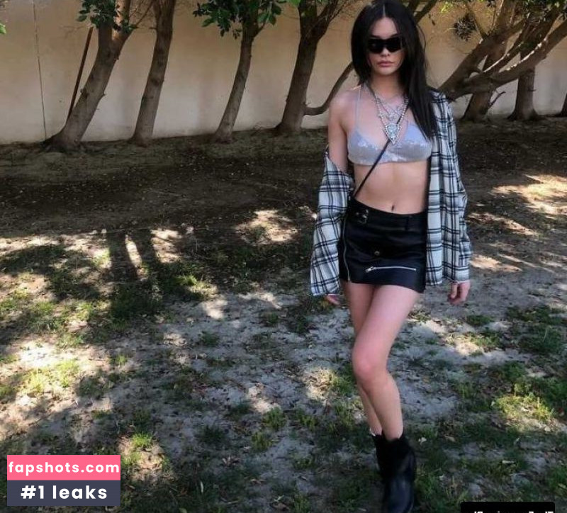 Amanda Steele gallery photo #77