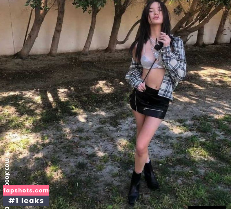 Amanda Steele gallery photo #78