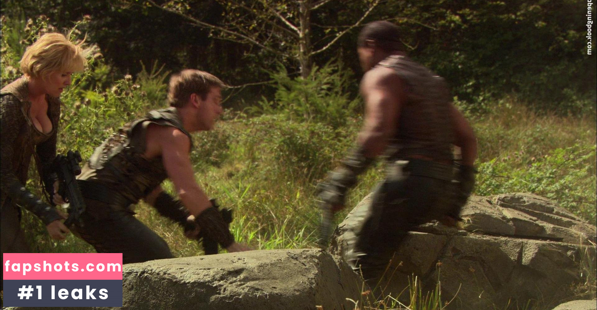 Amanda Tapping gallery photo #47