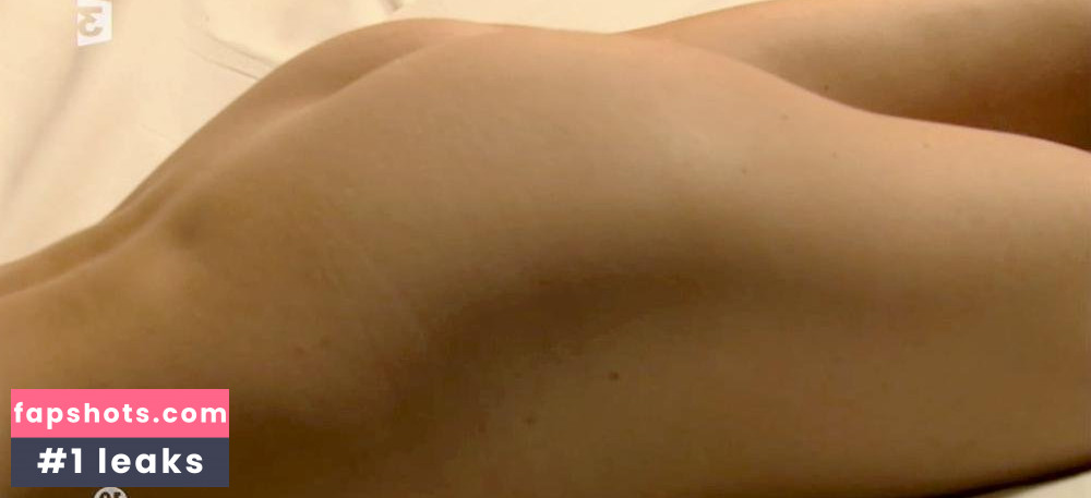 Amandine Maugy gallery photo #15