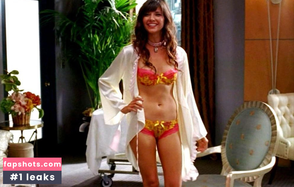 Amara Zaragoza gallery photo #42