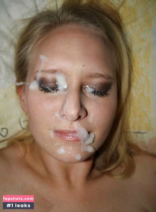 Amateur Cumsluts gallery photo #22