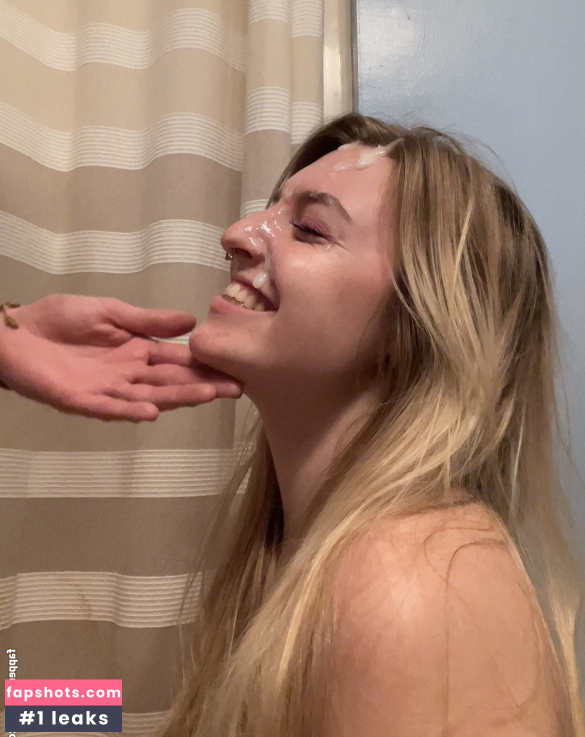 Amateur Cumsluts gallery photo #50