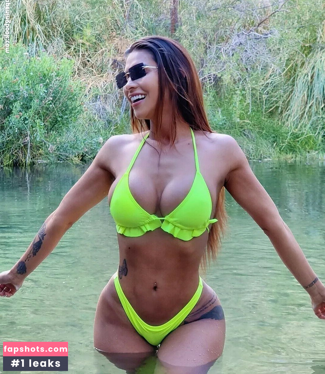 Ambar Montenegro gallery photo #2