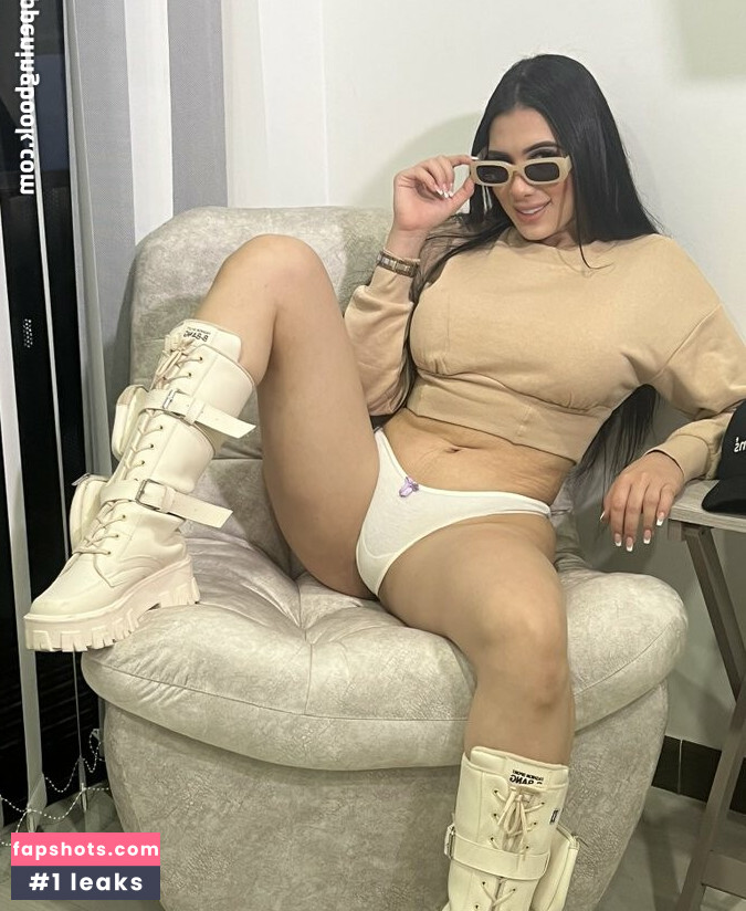 Ambar Prada gallery photo #16