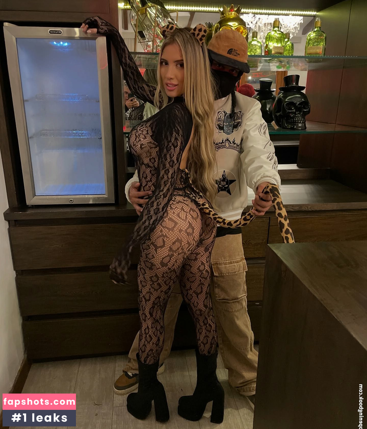 Ambar Prada gallery photo #9