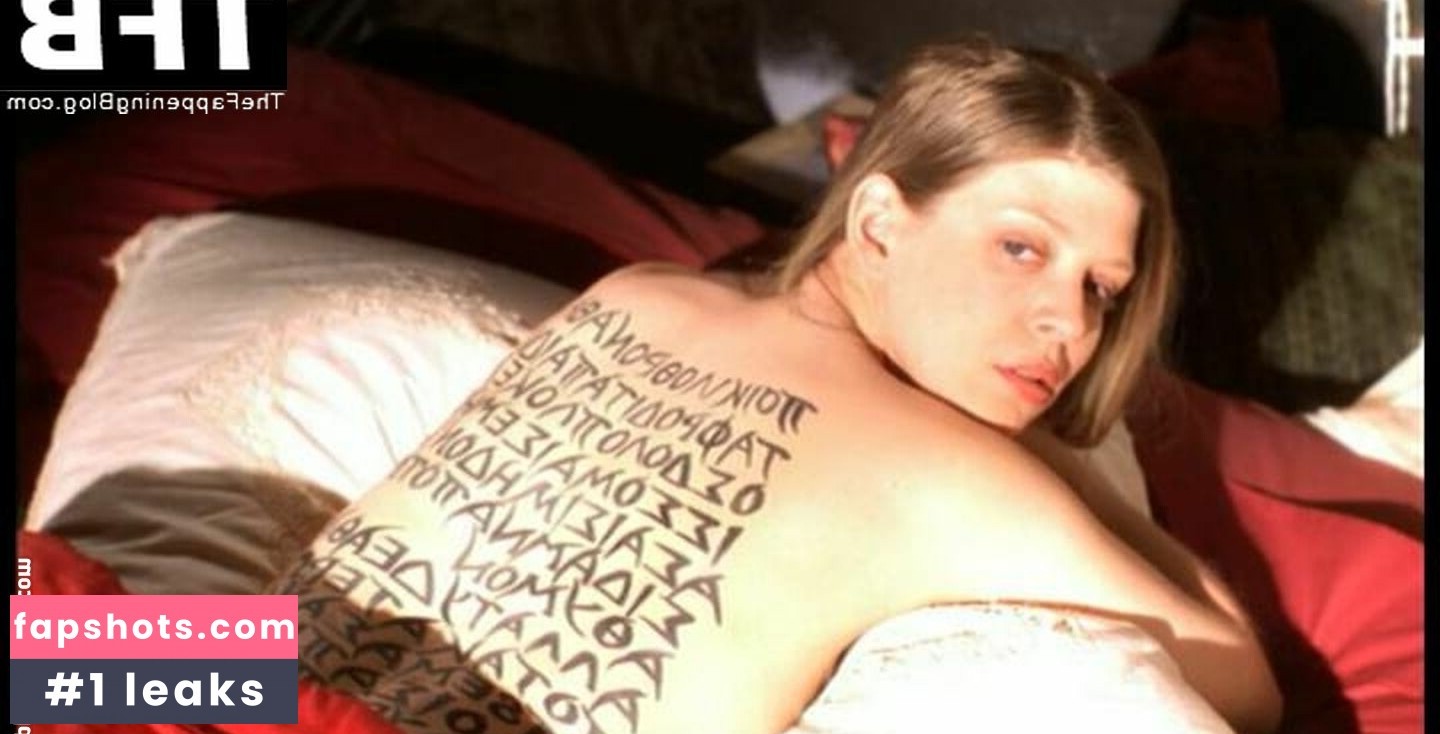 Amber Benson nude babe gallery