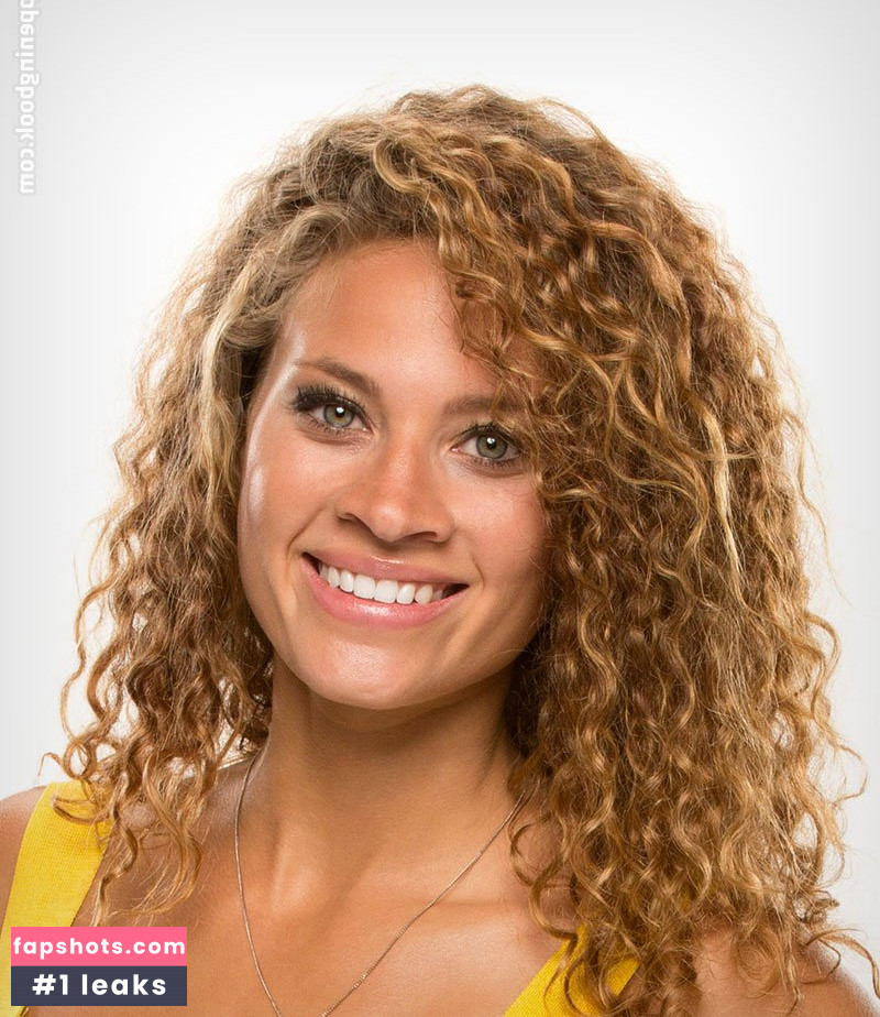 Amber Borzotra nude babe gallery