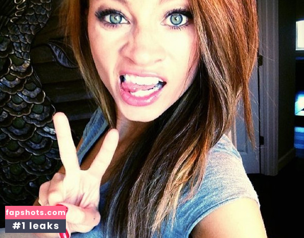 Amber Borzotra gallery photo #7