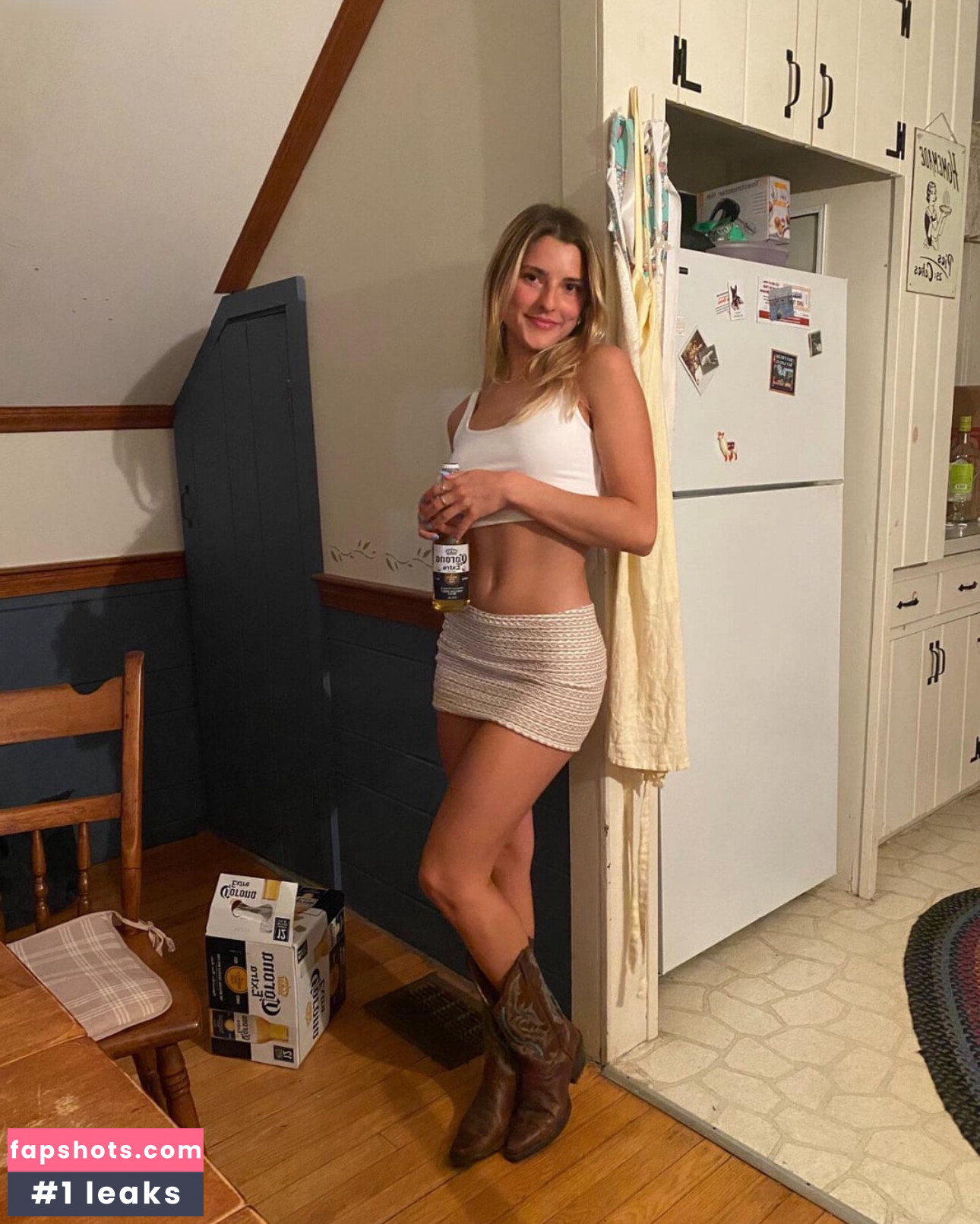 Amber Bradley gallery photo #8