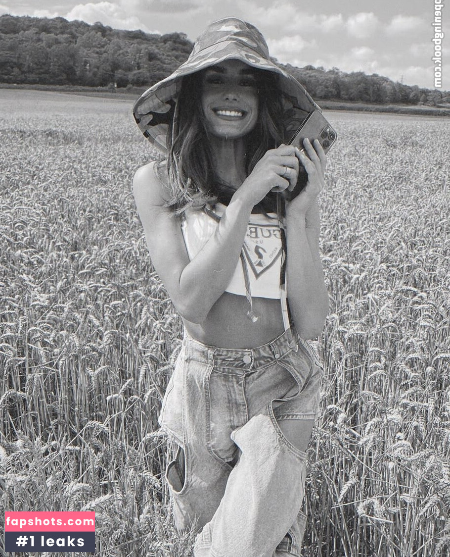 Amber Davies Nahé úniky fotek pouze od fanoušků #34 - Fapshots