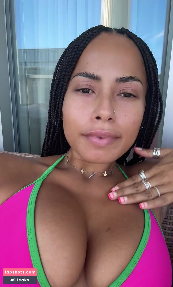 Amber Gill Nude Leaks OnlyFans - Fapshots