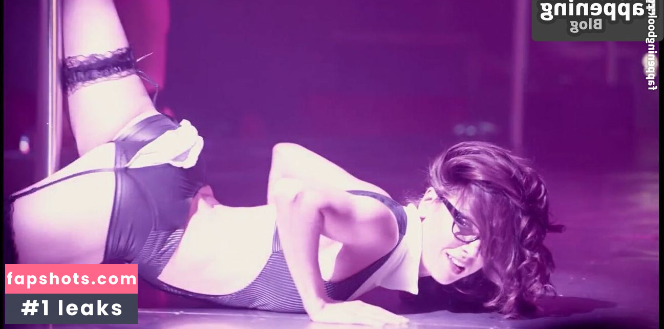 Amber Goldfarb gallery photo #4