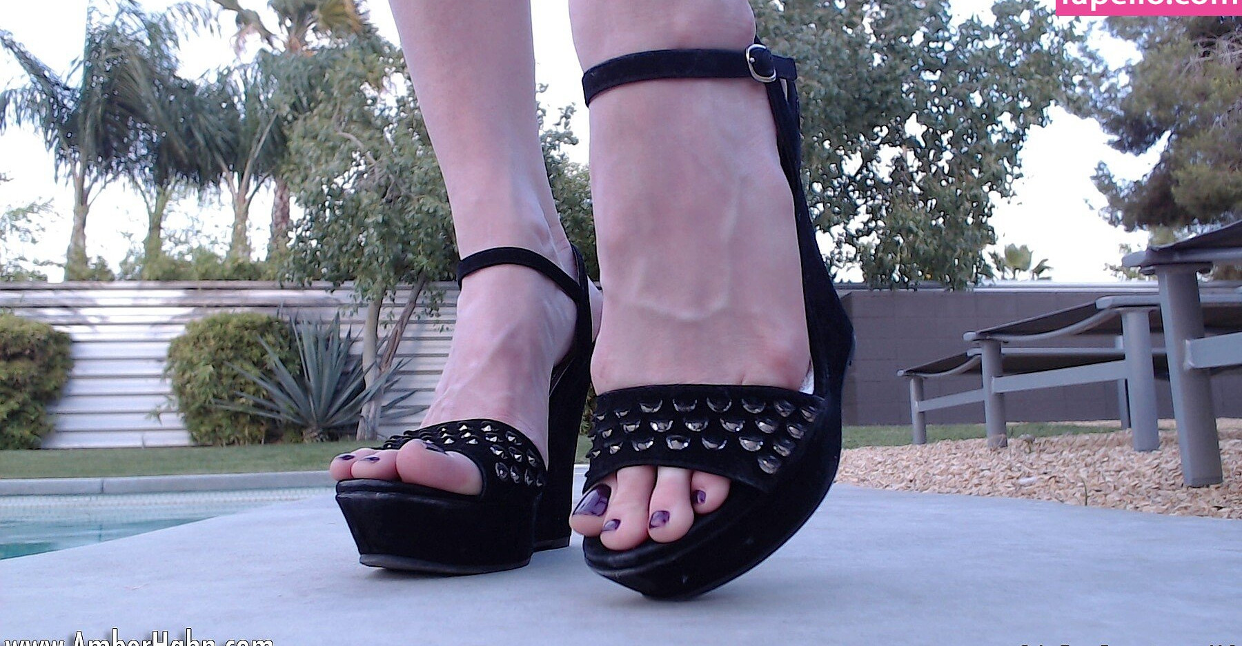 amber-hahn gallery photo #1550