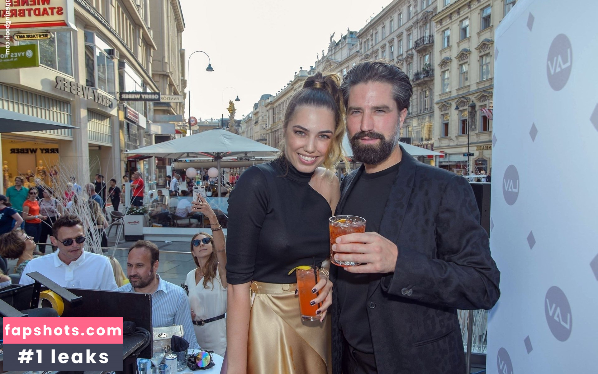 Amber Le Bon gallery photo #5