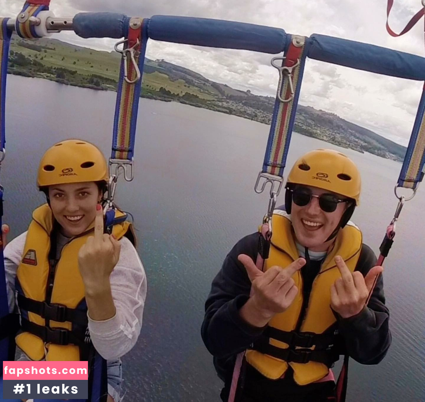 Amber-Lee Lockhart gallery photo #16