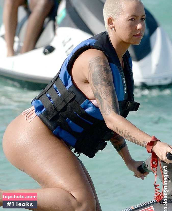 Amber Levonchuck gallery photo #18