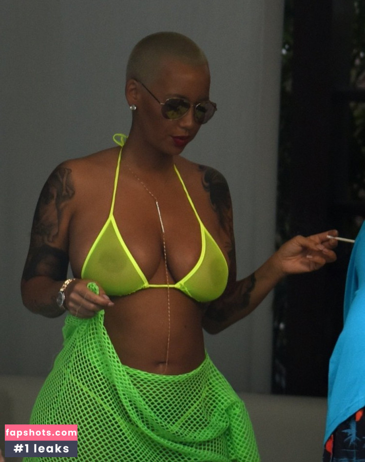 Amber Levonchuck gallery photo #37