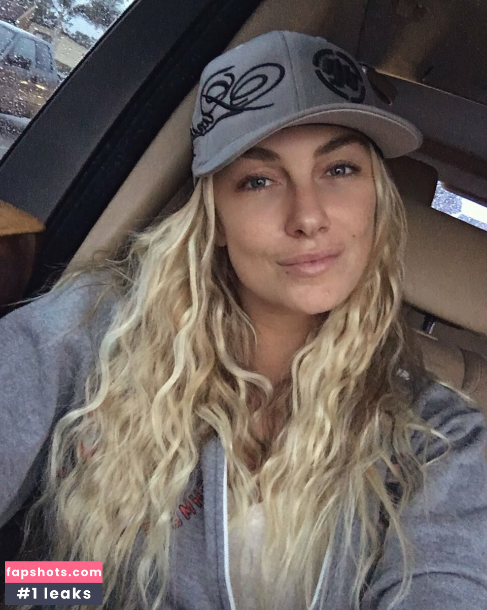 Amber Nichole Ortiz gallery photo #7