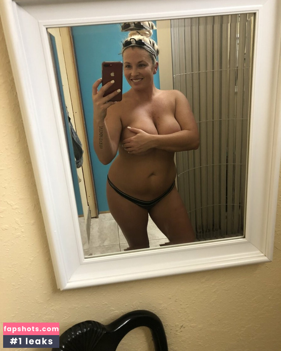 Amber Nicole gallery photo #13