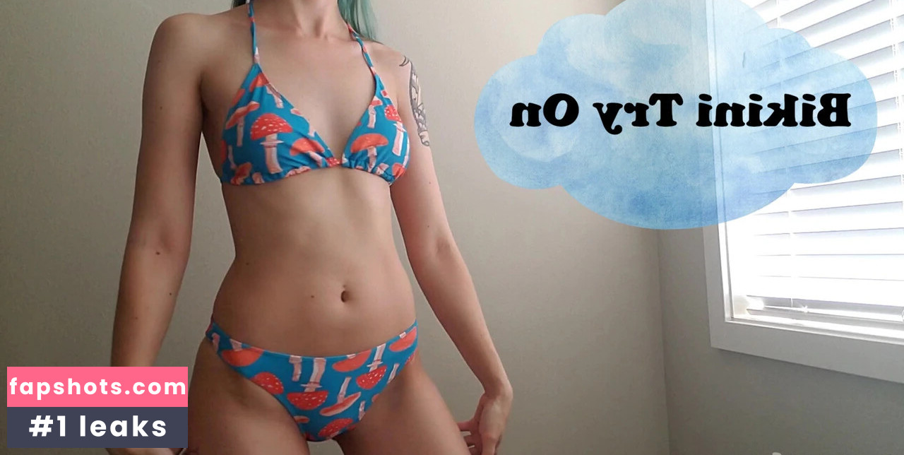 Amber Nova gallery photo #23