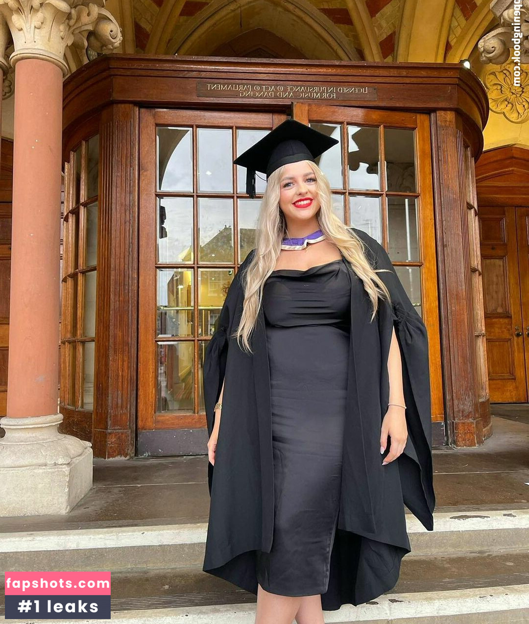 Amber R Brightman gallery photo #35