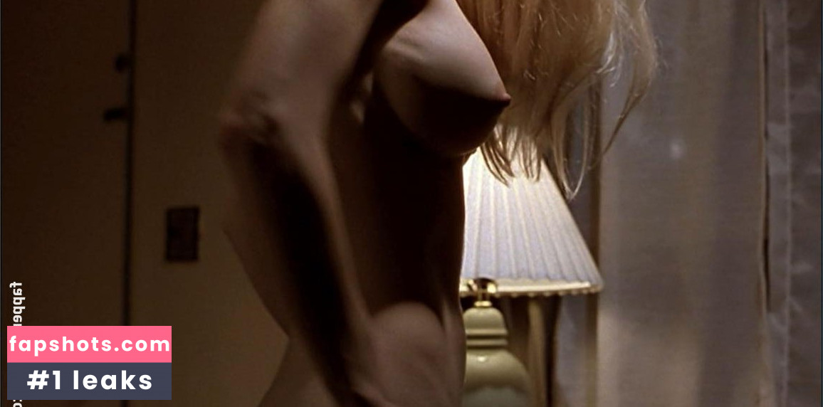 Amber Rules gallery photo #8