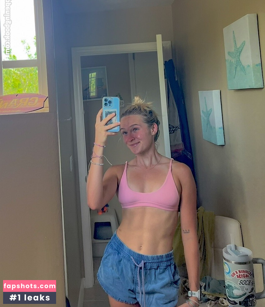 Amber Schulz nude babe gallery