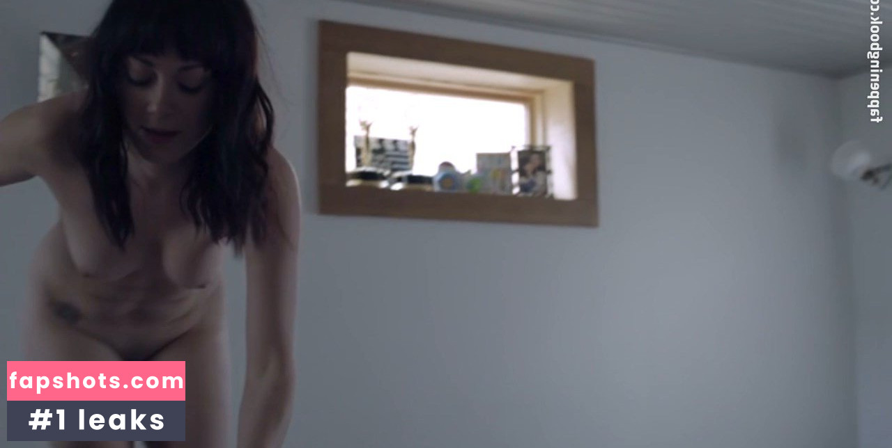 Amber Stonebraker gallery photo #2