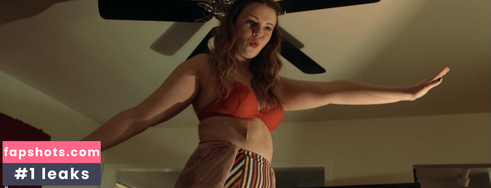 Amber Tamblyn gallery photo #7